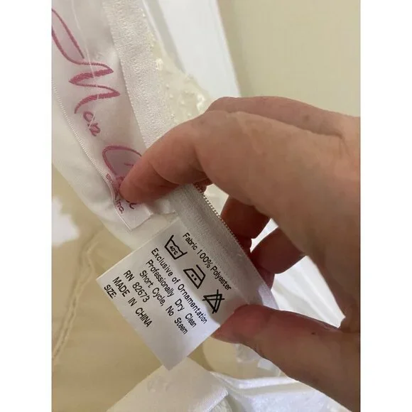 Vintage Min Cheri Women's Embellished Beaded Wedding Dress - Small - Picture 9 of 13